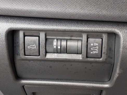Used 2025 Subaru Forester Limited AWD/4WD image 25