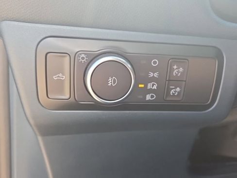 Used 2025 Ford Maverick Lobo AWD/4WD image 28