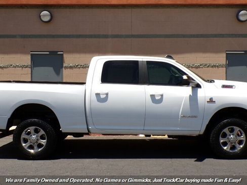 Used 2020 RAM 2500 Big Horn w/ Level 1 Equipment Group AWD/4WD image 8
