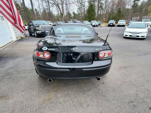 Used 2007 MAZDA MX-5 Miata Grand Touring w/ Premium Pkg image 7