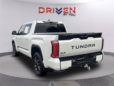 Used 2024 Toyota Tundra Platinum AWD/4WD image 6