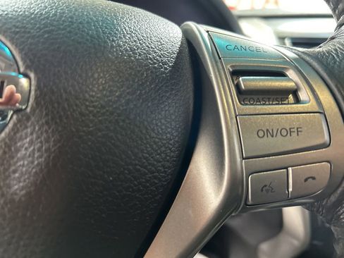 Used 2015 Nissan Altima 2.5 SV image 25