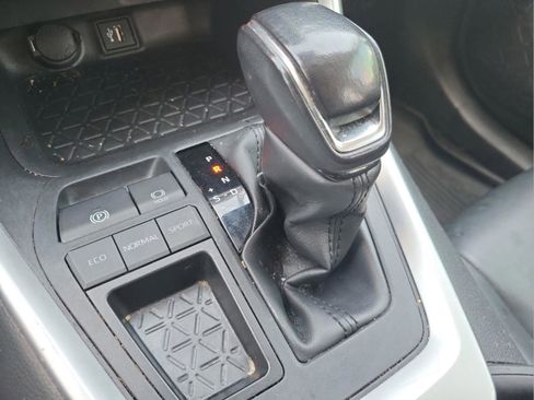 Used 2023 Toyota RAV4 XLE Premium FWD image 16