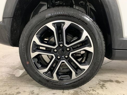 Used 2024 Jeep Compass Limited AWD/4WD image 9