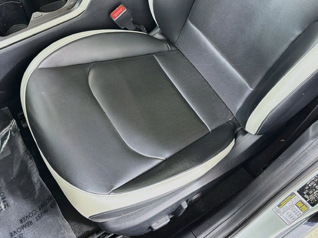 Used 2025 Kia K4 GT-Line w/ GT-Line Premium Package FWD image 19