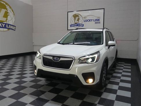 Used 2021 Subaru Forester Premium w/ Popular Package #1 AWD/4WD image 4