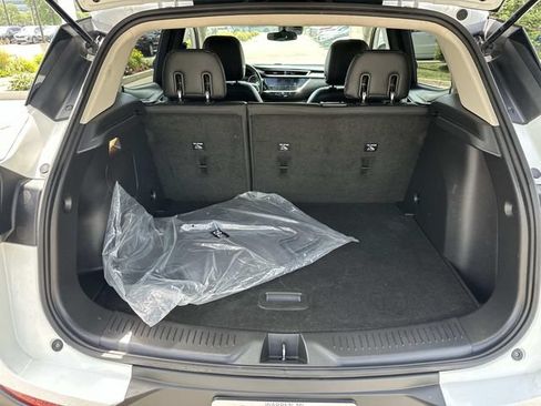 Used 2021 Buick Encore GX Preferred w/ Cold Weather Comfort Package FWD image 9