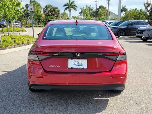 Used 2023 Honda Accord LX image 5