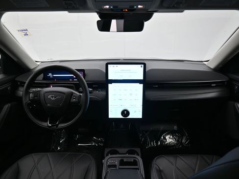 Used 2025 Ford Mustang Mach-E Select image 14