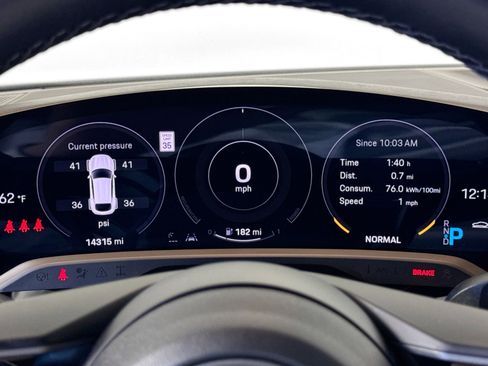 Certified 2023 Porsche Taycan 4S image 14