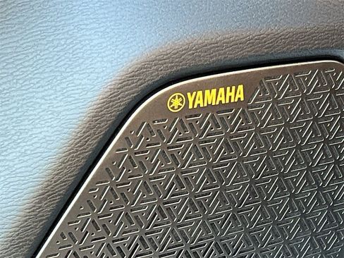 New 2026 Mitsubishi Outlander SEL image 18