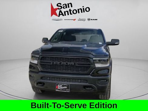 Used 2022 RAM 1500 Big Horn AWD/4WD image 4