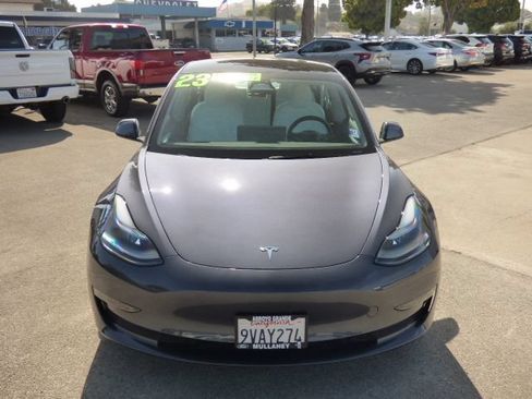 Used 2023 Tesla Model 3 Standard Range RWD image 8