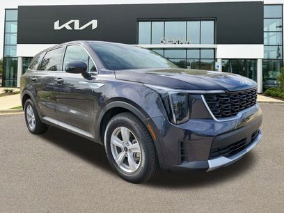 Used 2025 Kia Sorento LX
