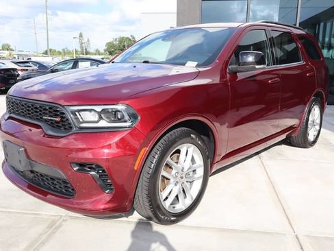 Used 2024 Dodge Durango GT RWD image 8