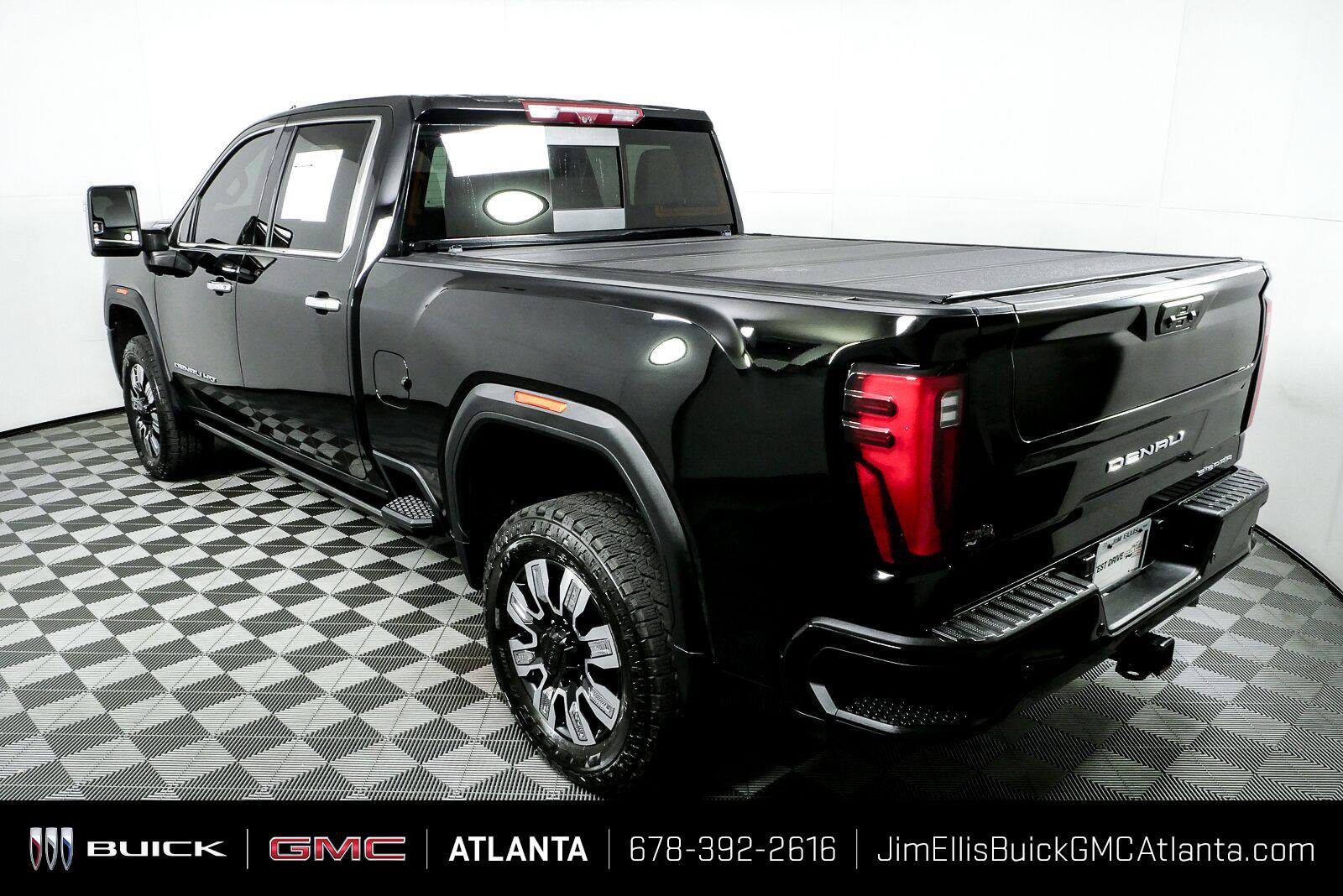 Used 2024 GMC Sierra 2500 Denali w/ Denali Reserve Package AWD/4WD image 28
