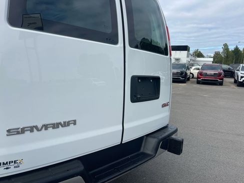 Used 2023 GMC Savana 2500 w/ Driver Convenience Package RWD image 26