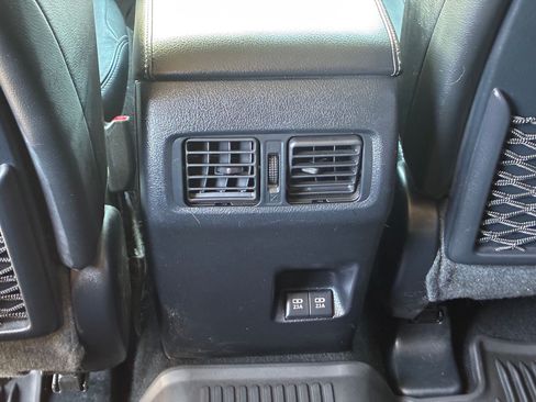 Used 2021 Toyota 4Runner Limited AWD/4WD image 24