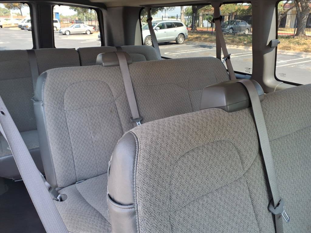Used 2025 GMC Savana 3500 LT w/ LT Preferred Equipment Group RWD image 26