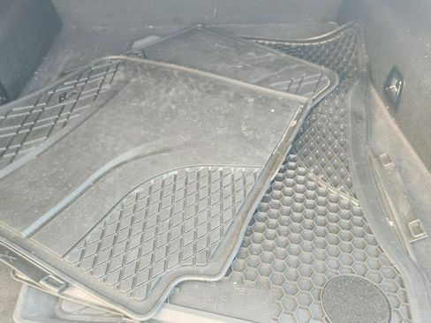 Used 2022 BMW 750i xDrive w/ Executive Package image 10