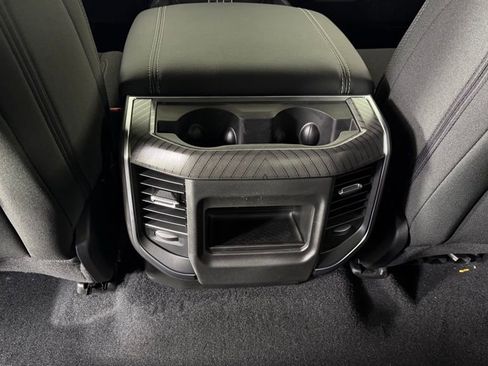 New 2026 RAM 1500 4x4 Crew Cab image 23