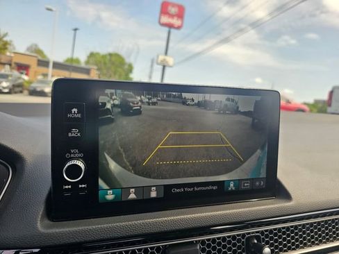 Used 2024 Honda Civic Touring image 25