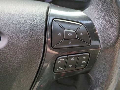 Used 2018 Ford Explorer XLT w/ Equipment Group 202A image 18