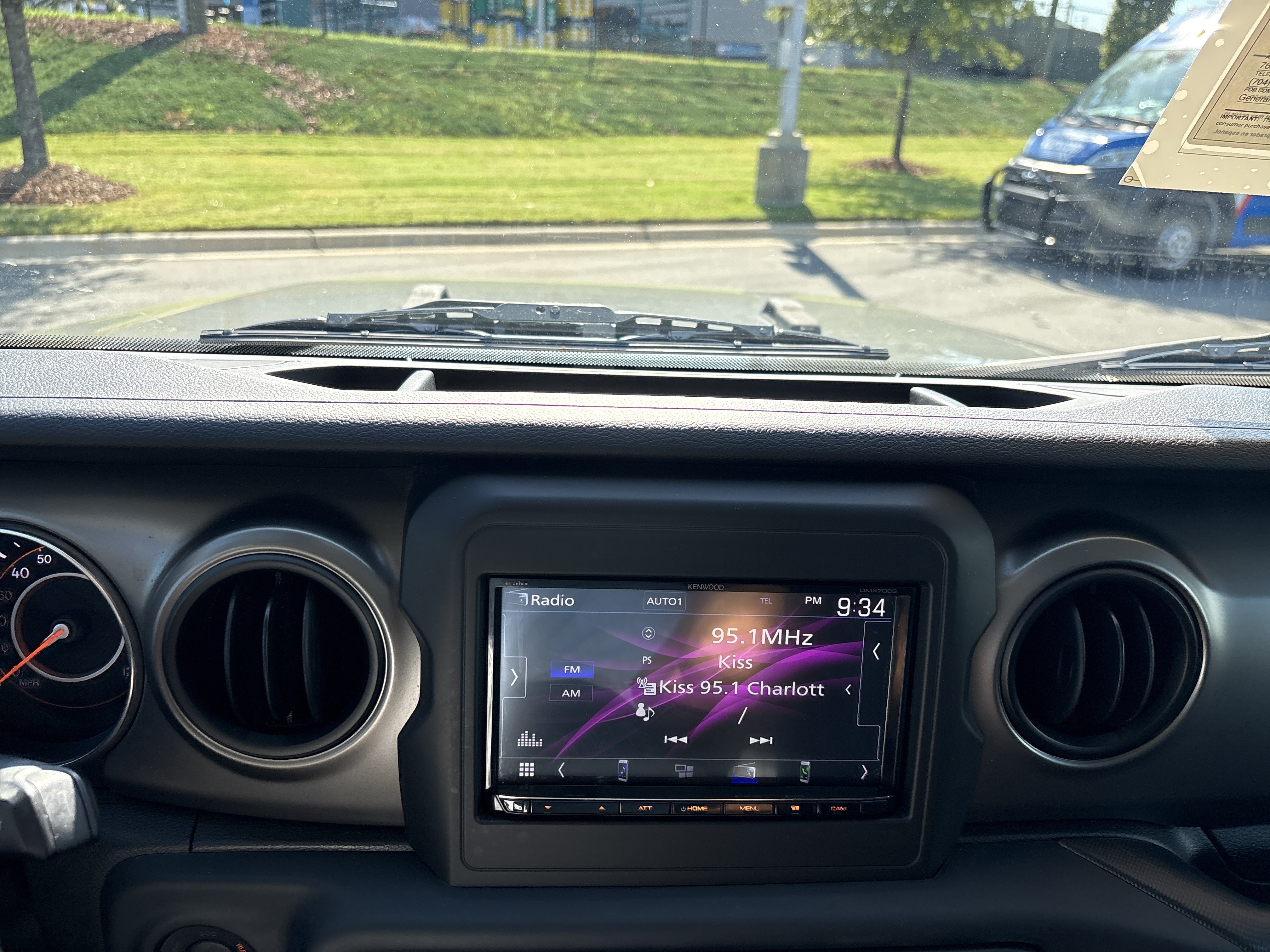 Used 2018 Jeep Wrangler Unlimited Sport AWD/4WD image 27