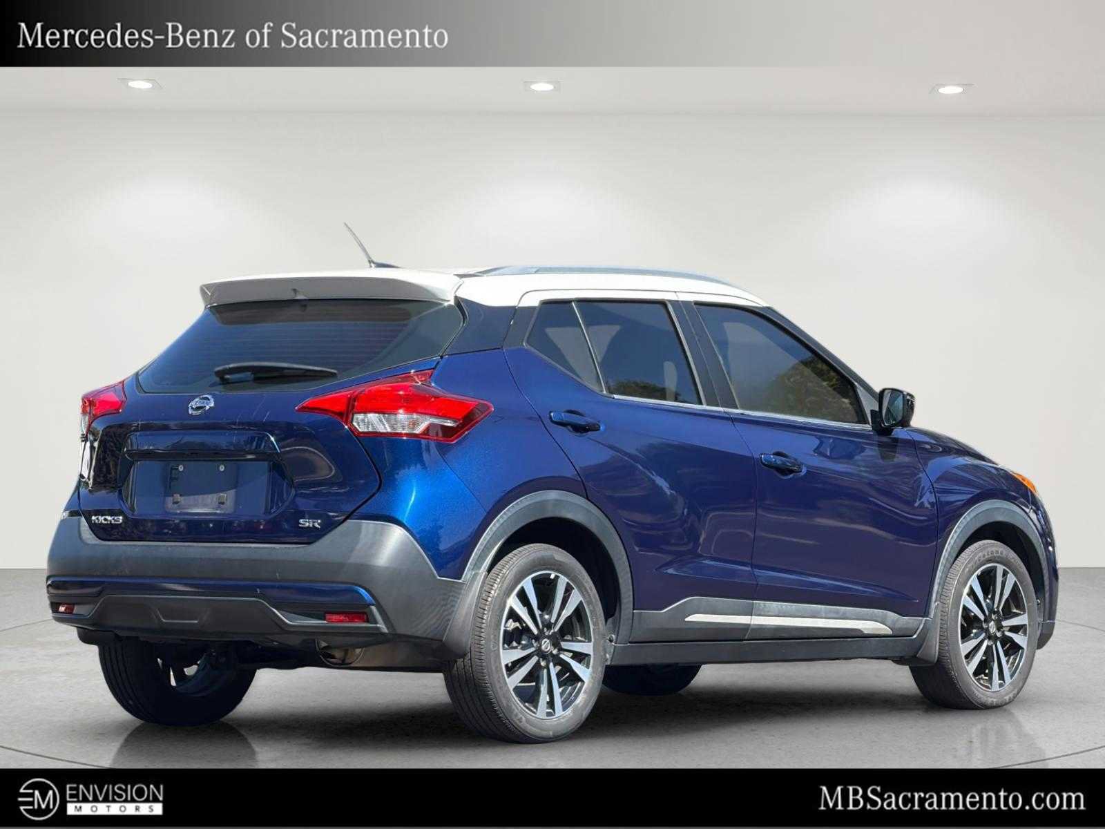 Used 2019 Nissan Kicks SR w/ SR Premium Package FWD image 5