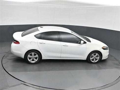 Used 2015 Dodge Dart SXT image 29