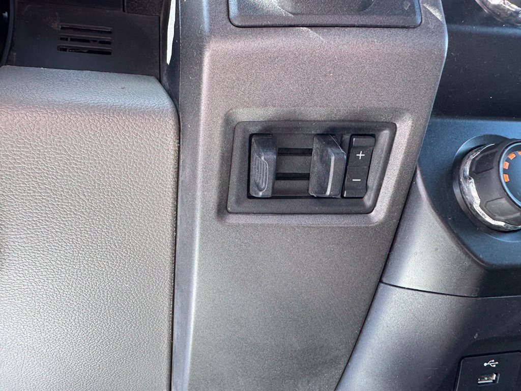 Used 2019 Ford F550 4x4 Regular Cab Super Duty image 34
