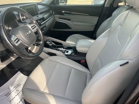 Used 2020 Kia Telluride S image 13