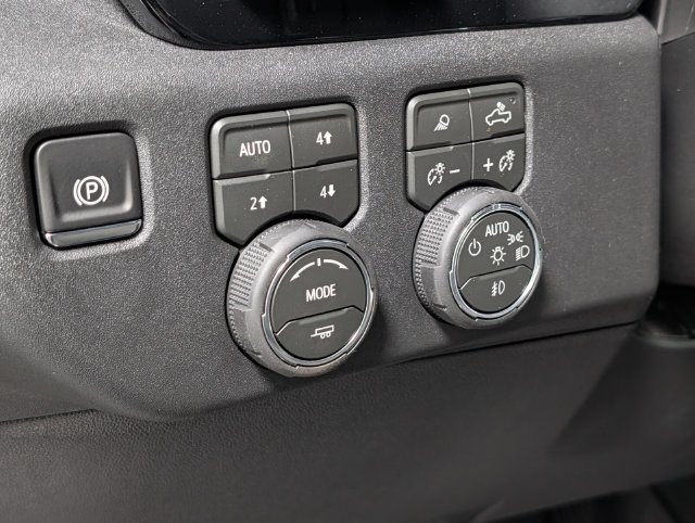 New 2026 Chevrolet Silverado 1500 High Country AWD/4WD image 18