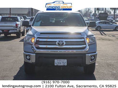Used 2017 Toyota Tundra SR5 image 6