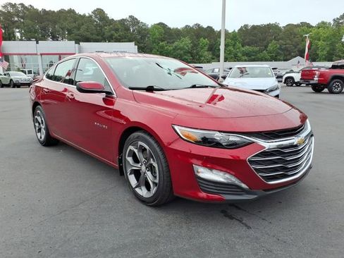 Used 2022 Chevrolet Malibu LT w/ Leather Package FWD image 1