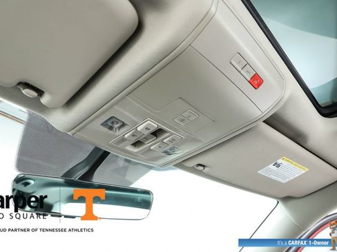 Used 2023 Volkswagen Atlas SE w/ Panoramic Sunroof Package FWD image 65