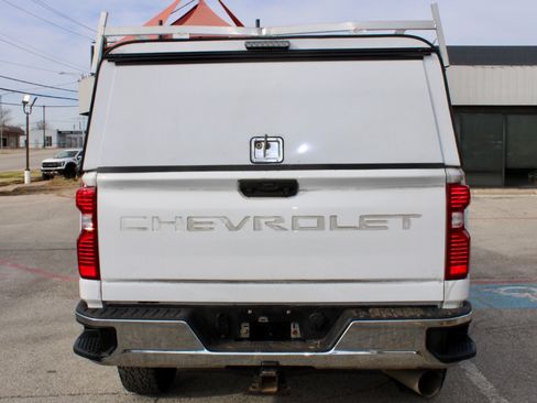 Used 2021 Chevrolet Silverado 3500 LT image 5