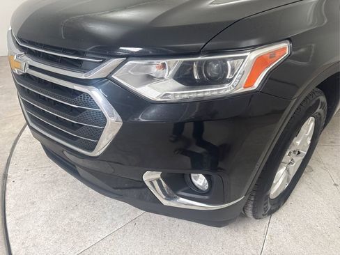 Used 2019 Chevrolet Traverse LT FWD image 12