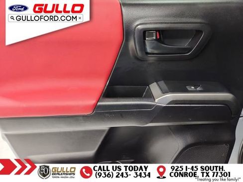 Used 2020 Toyota Tacoma SR5 image 17