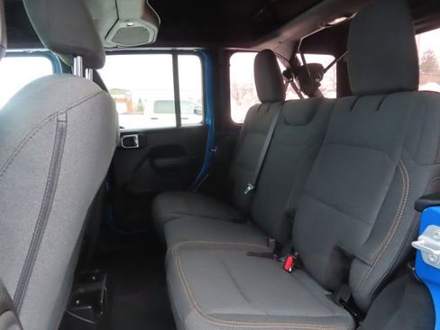 Used 2024 Jeep Wrangler Sport S image 22