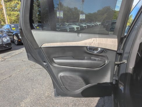 Used 2021 Volvo XC90 T6 Inscription w/ Protection Package image 38