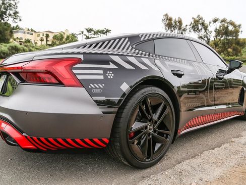 Used 2023 Audi RS e-tron GT image 12