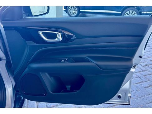 New 2026 Jeep Compass Latitude image 26