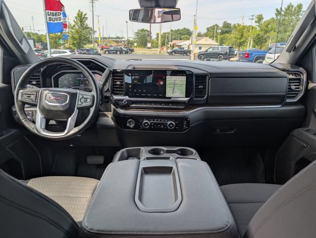 Used 2023 GMC Sierra 1500 Elevation w/ X31 Off-Road Package AWD/4WD image 11