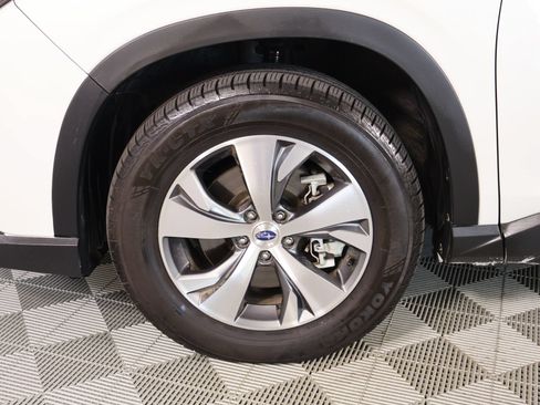 Used 2023 Subaru Ascent Premium AWD/4WD image 18