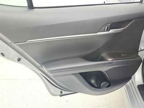 Used 2023 Toyota Camry SE image 25