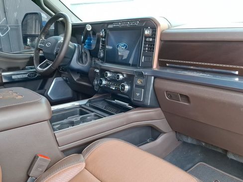Used 2024 Ford F250 King Ranch w/ Chrome Package AWD/4WD image 17