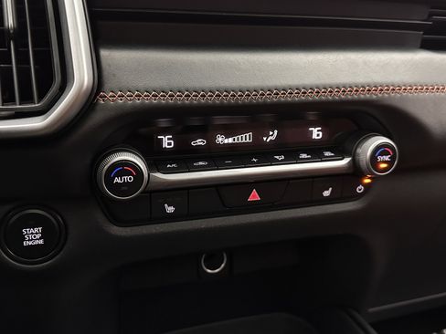 Used 2024 MAZDA CX-50 AWD 2.5 Turbo w/ Cargo Package image 18