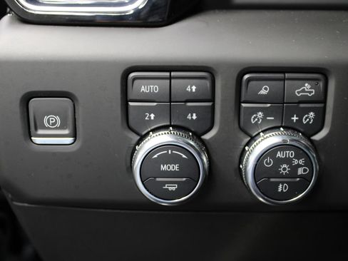 Used 2024 GMC Sierra 1500 Denali AWD/4WD image 65