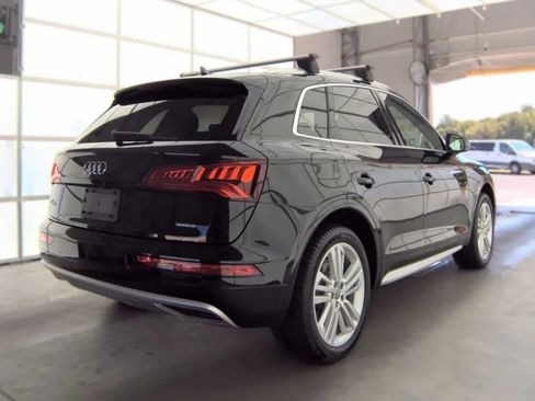 Used 2019 Audi Q5 2.0T Premium Plus AWD/4WD image 2